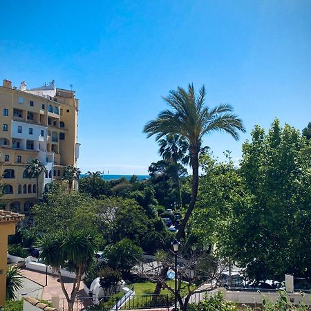 Luminoso Apartamento Para Dos Personas En Cabopino Marbella Esterno foto
